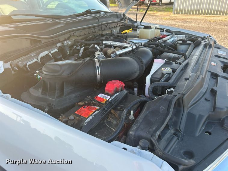 image for item KW9080 2018 Ford F450 Super Duty  Crew Cab utility / service truck