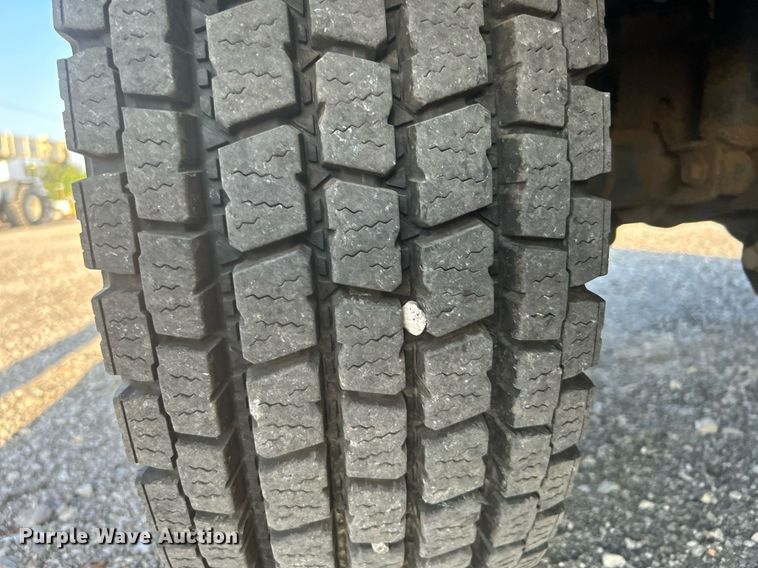 image for item KW9080 2018 Ford F450 Super Duty  Crew Cab utility / service truck