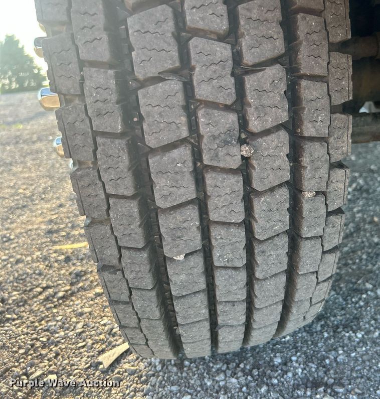 image for item KW9080 2018 Ford F450 Super Duty  Crew Cab utility / service truck