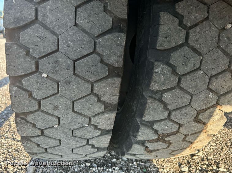 image for item KW9080 2018 Ford F450 Super Duty  Crew Cab utility / service truck