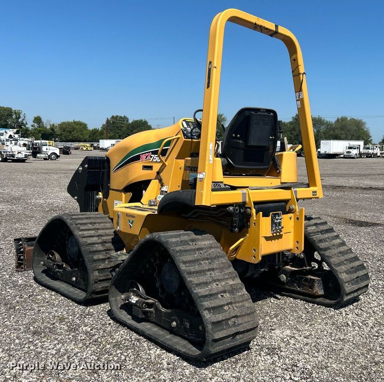 image for item KW9088 2015 Vermeer RTX750  trencher