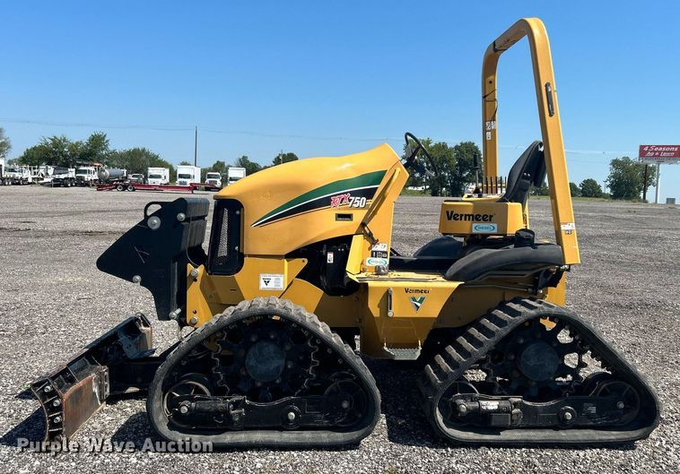 image for item KW9088 2015 Vermeer RTX750  trencher