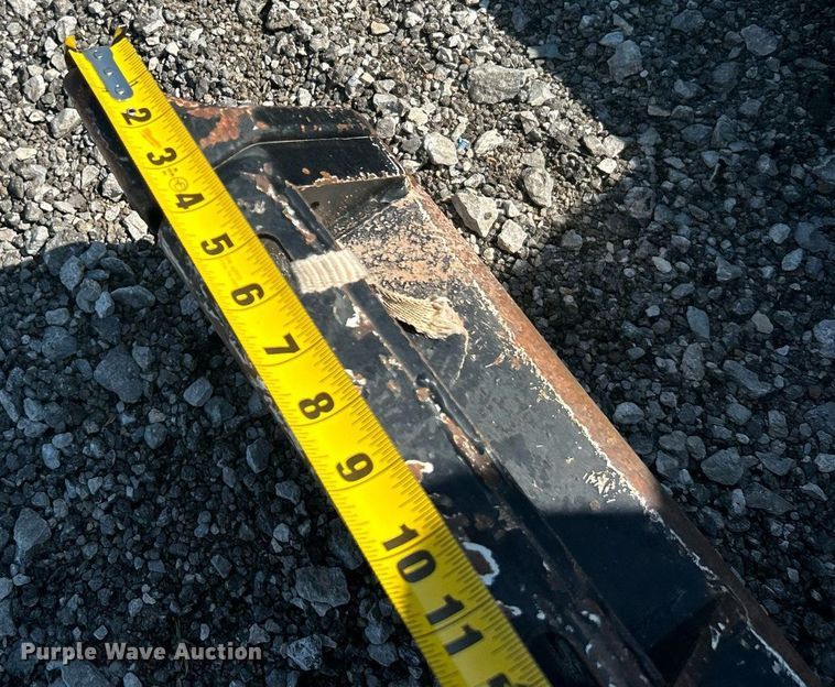 image for item KW9088 2015 Vermeer RTX750  trencher