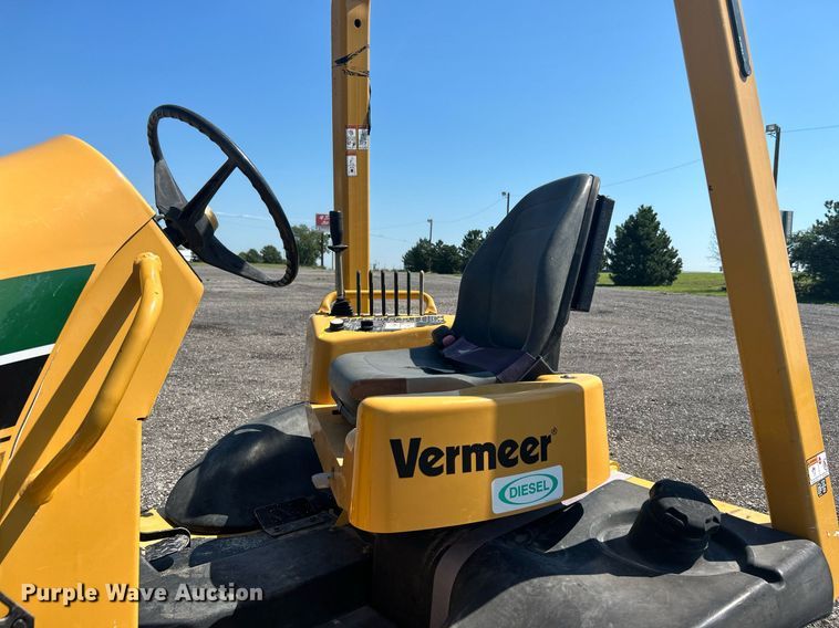 image for item KW9088 2015 Vermeer RTX750  trencher