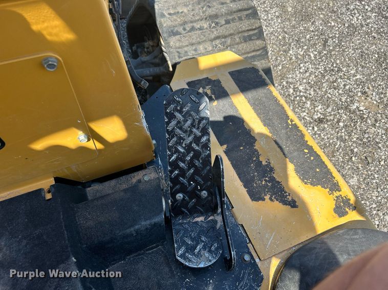 image for item KW9088 2015 Vermeer RTX750  trencher