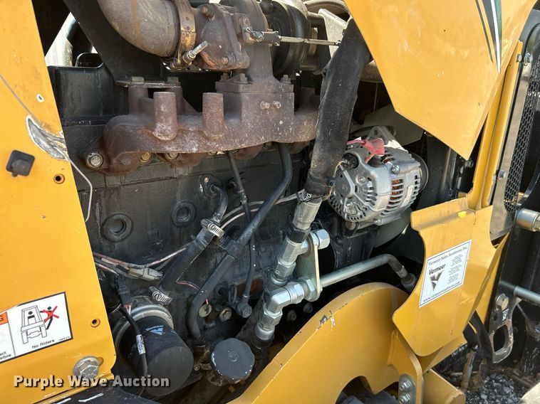 image for item KW9088 2015 Vermeer RTX750  trencher