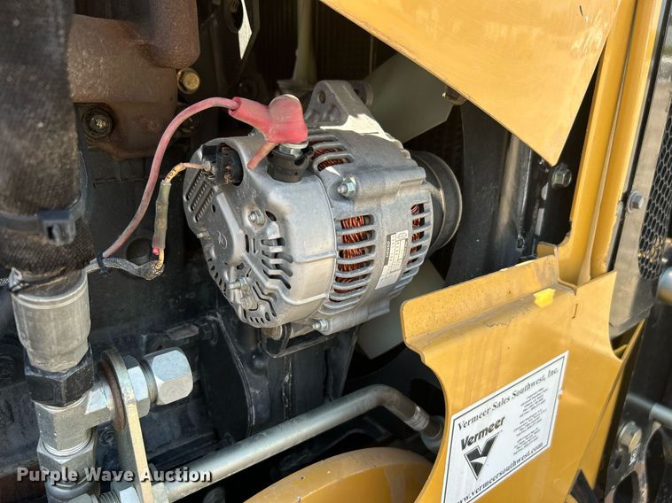 image for item KW9088 2015 Vermeer RTX750  trencher