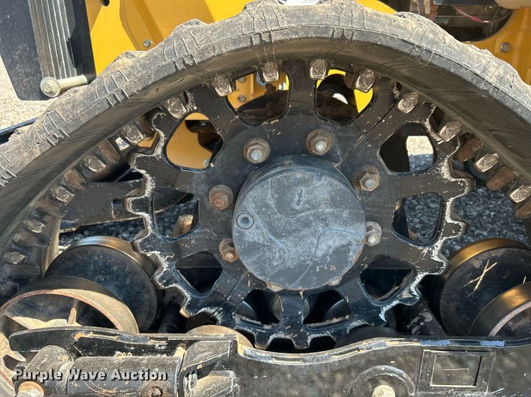 image for item KW9088 2015 Vermeer RTX750  trencher