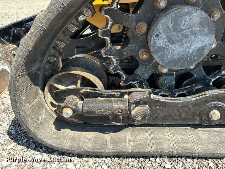 image for item KW9088 2015 Vermeer RTX750  trencher