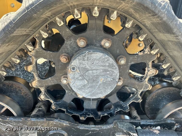 image for item KW9088 2015 Vermeer RTX750  trencher