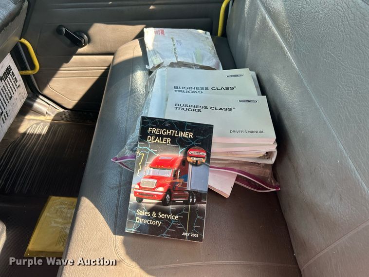 image for item KW9089 2003 Freightliner FL80  bucket truck