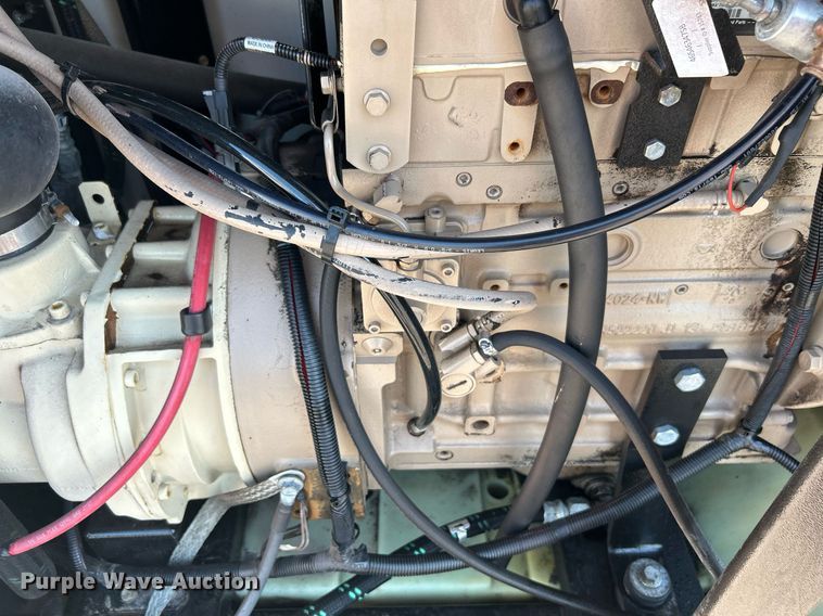 image for item KW9090 2013 Doosan Infracore P185WJDU-FX-T4I  air compressor