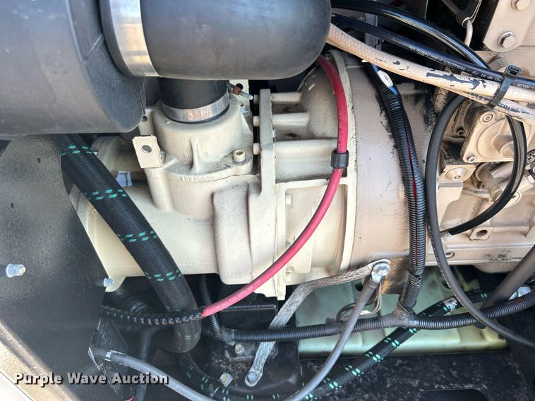 image for item KW9090 2013 Doosan Infracore P185WJDU-FX-T4I  air compressor