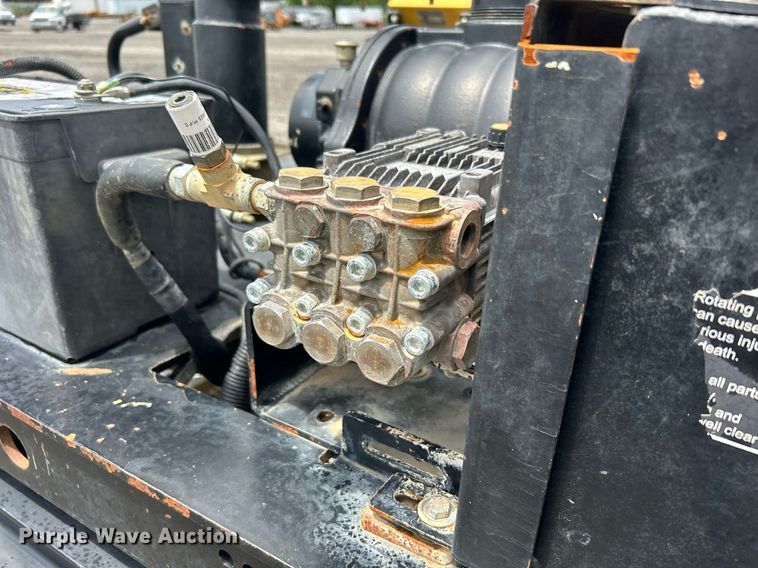 image for item KW9140 2018 Vactron CV573SGT vacuum excavator