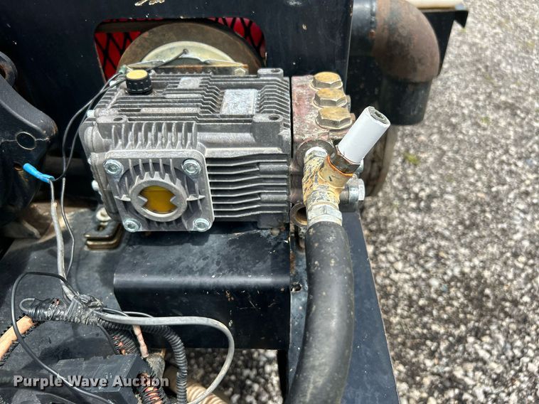 image for item KW9140 2018 Vactron CV573SGT vacuum excavator