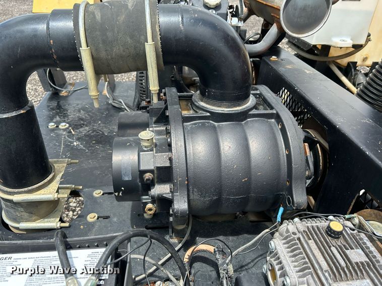 image for item KW9140 2018 Vactron CV573SGT vacuum excavator