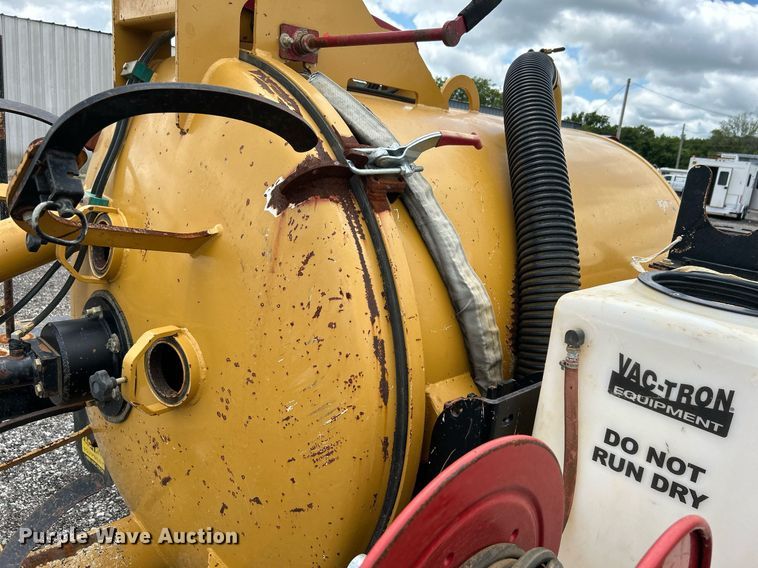 image for item KW9140 2018 Vactron CV573SGT vacuum excavator