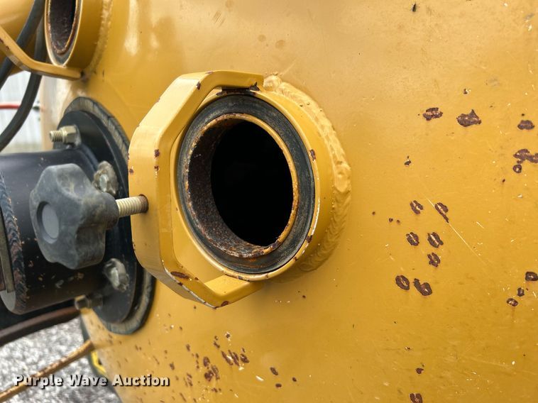 image for item KW9140 2018 Vactron CV573SGT vacuum excavator