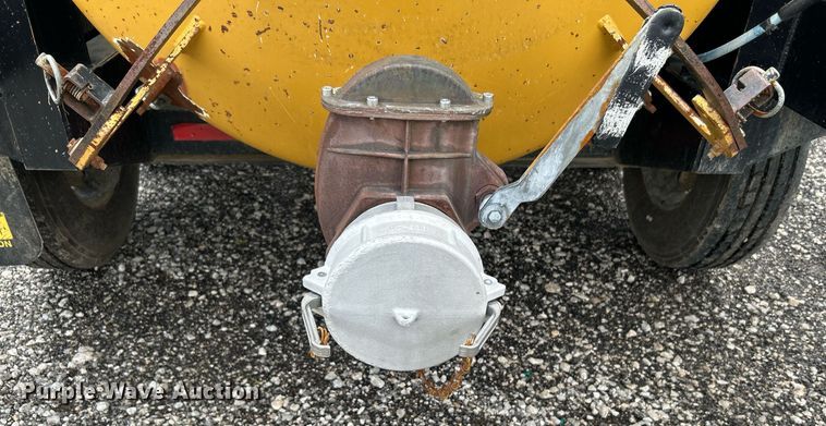 image for item KW9140 2018 Vactron CV573SGT vacuum excavator