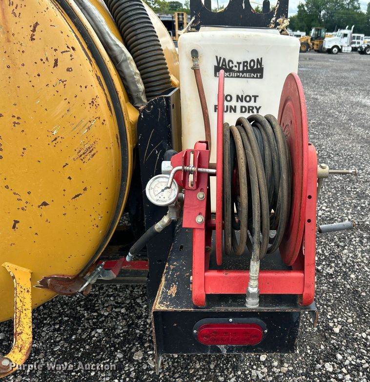 image for item KW9140 2018 Vactron CV573SGT vacuum excavator