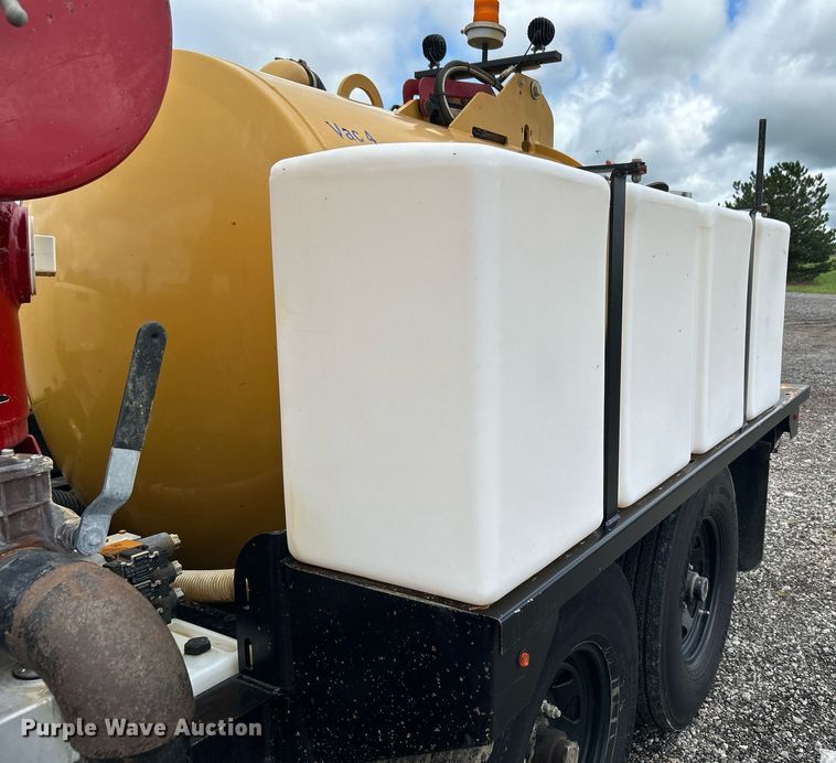 image for item KW9140 2018 Vactron CV573SGT vacuum excavator