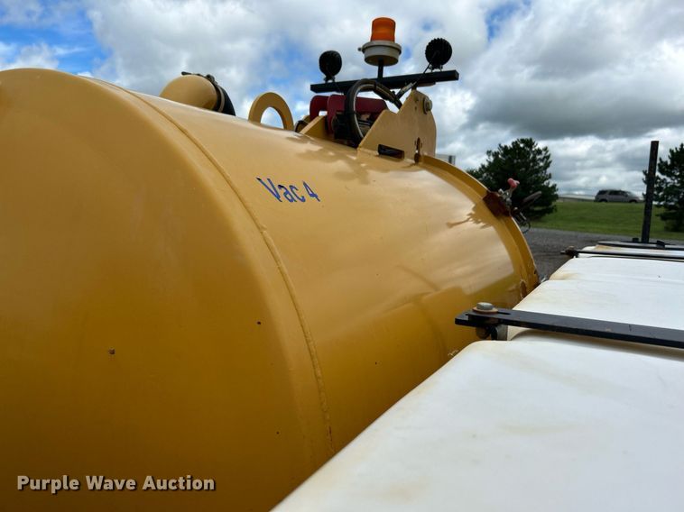 image for item KW9140 2018 Vactron CV573SGT vacuum excavator