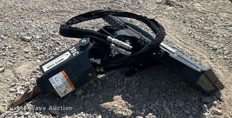 image for item LE9778 2019 Bobcat 30C Auger  skid steer auger