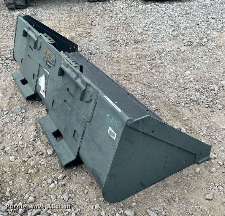 image for item LE9782 Bobcat 72 Standard Duty  skid steer bucket