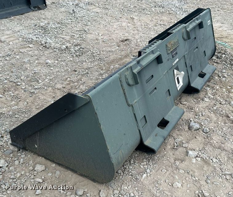 image for item LE9782 Bobcat 72 Standard Duty  skid steer bucket