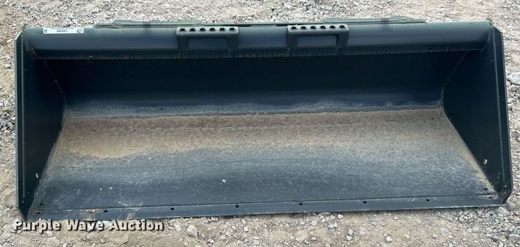 image for item LE9782 Bobcat 72 Standard Duty  skid steer bucket