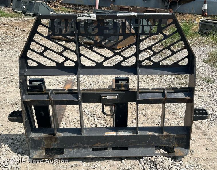 image for item LE9785 2021 Paladin  skid steer forks