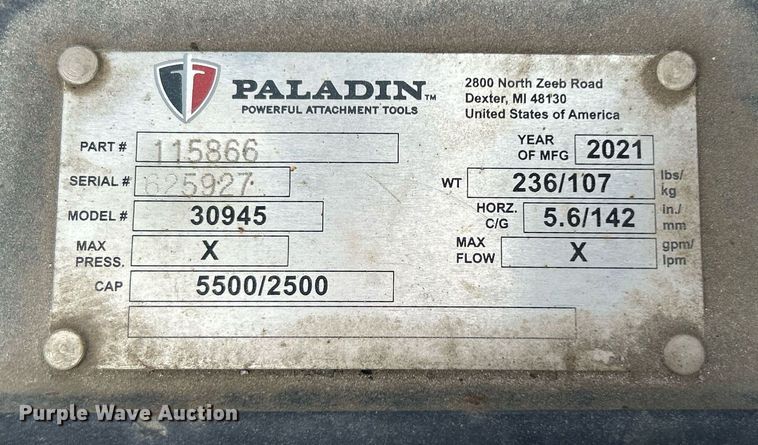 image for item LE9785 2021 Paladin  skid steer forks