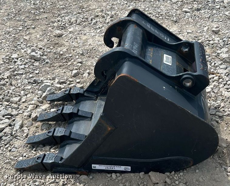 image for item LE9787 Bobcat  excavator bucket