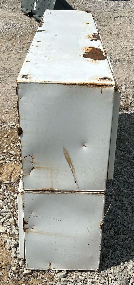 image for item LE9788 Toolbox