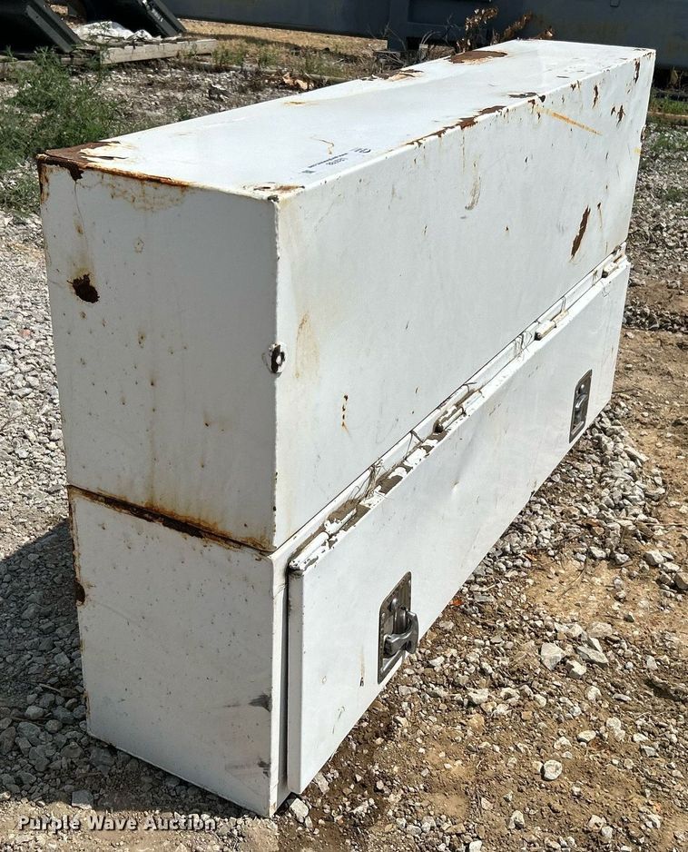 image for item LE9788 Toolbox