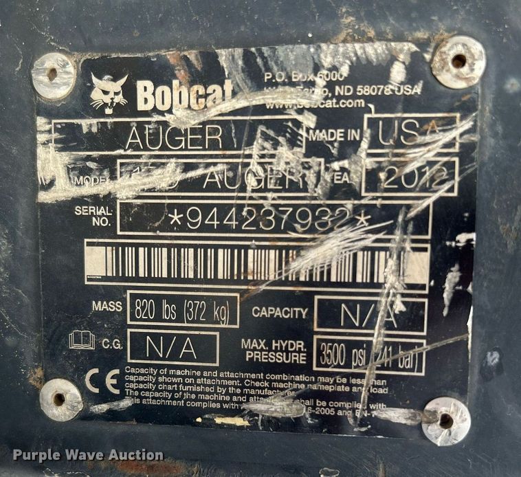 image for item LE9789 2012 Bobcat  skid steer auger