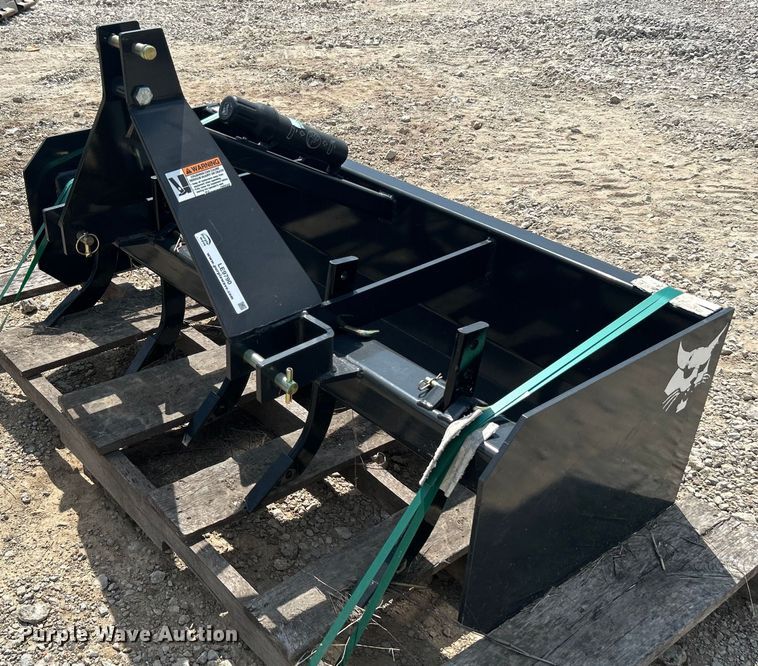 image for item LE9790 Bobcat Blade Box 60  box blade