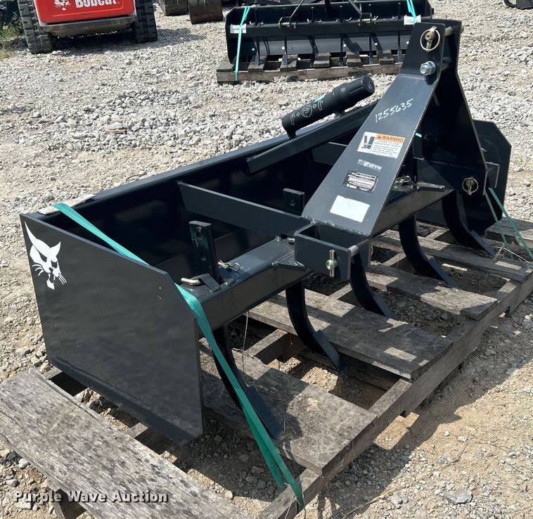 image for item LE9790 Bobcat Blade Box 60  box blade