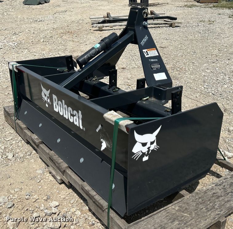 image for item LE9790 Bobcat Blade Box 60  box blade