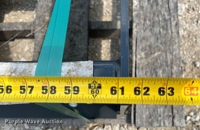 image for item LE9790 Bobcat Blade Box 60  box blade