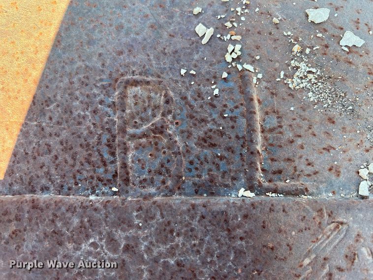 image for item LF9415 42" W excavator bucket