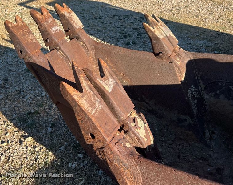 image for item LF9417 48" W excavator bucket