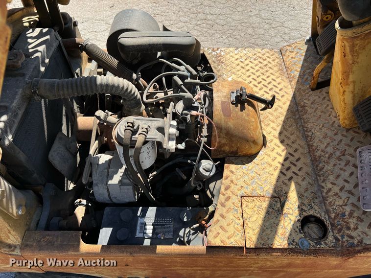 image for item LF9423 Hyster  forklift