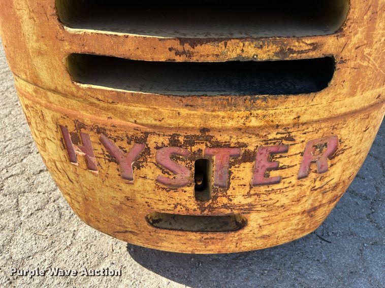 image for item LF9423 Hyster  forklift