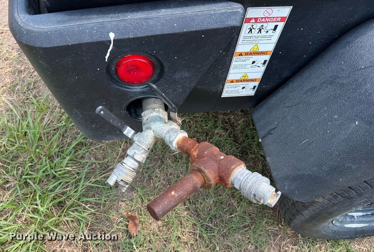 image for item LF9430 2017 Doosan C185  air compressor