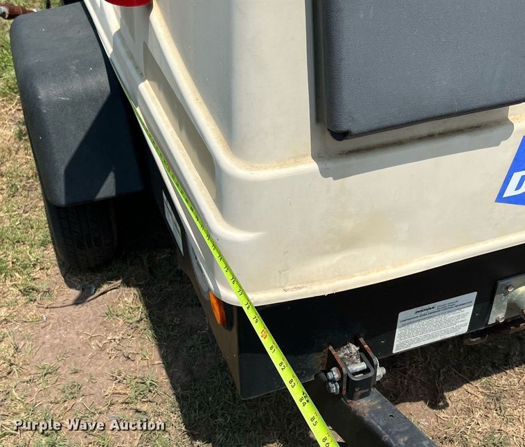 image for item LF9430 2017 Doosan C185  air compressor