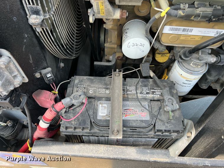 image for item LF9430 2017 Doosan C185  air compressor