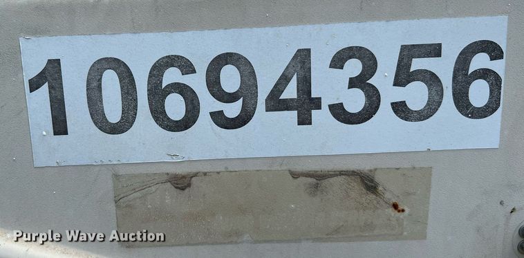 image for item LF9430 2017 Doosan C185  air compressor