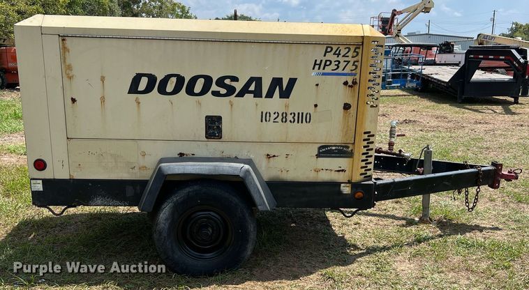 image for item LF9431 2014 Doosan P425/HP375  air compressor