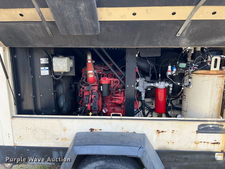 image for item LF9431 2014 Doosan P425/HP375  air compressor